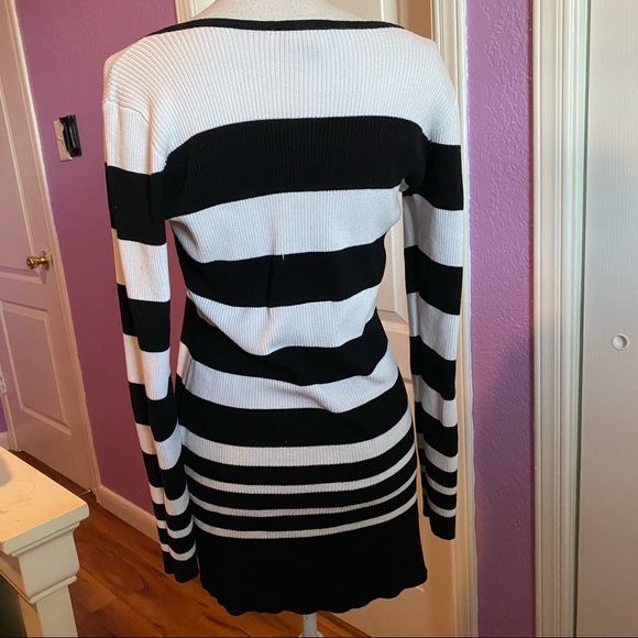 AGB WOMAN'S SWEATER BLACK/WHITE STRIPED M - Picture 2 of 5
